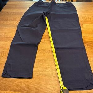 Isaac Mizrahi Navy Blue Pants 24/7 stretch